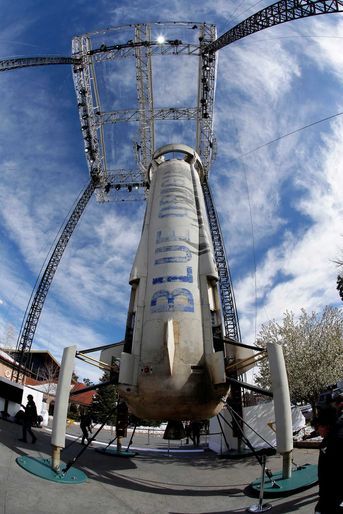 La capsule de Blue Origin, présentée par son PDG Jeff Bezos.