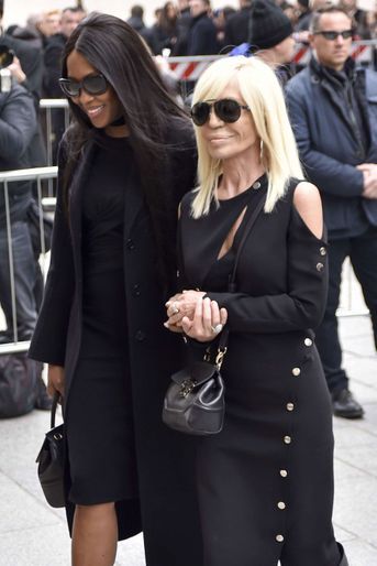 Naomi Campbell et Donatella Versace. 