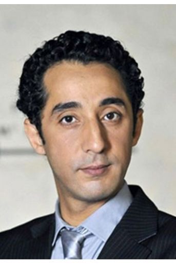 Entre 2004 et 2008, Sofiane Belmouden a incarné Malik Nassri. Depuis 2012, il joue dans la pièce «Les pieds tanqués». 