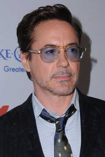 Robert Downey Jr. passe par la case prison en 1999 pour possession de drogue.