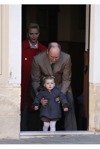 Charlène De Monaco, Le Prince Albert Et Leurs Jumeaux Gabriella Et Jacques À L’arbre De Noël Du Palais 32