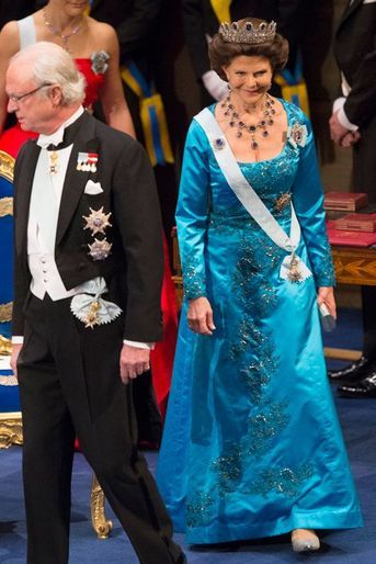 Le roi Carl XVI Gustaf de Suède et la reine Silvia au banquet des prix Nobel à Stockholm, le 10 décembre 2014