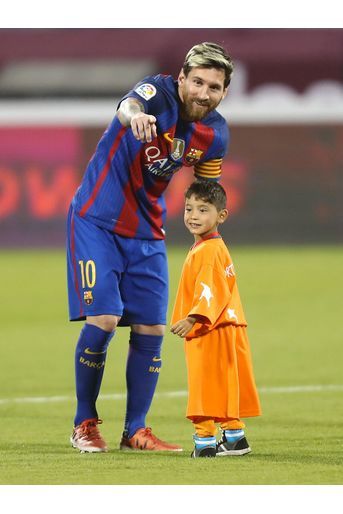 Le petit Murtaza a réalisé son rêve. Il a enfin rencontré Lionel Messi. 