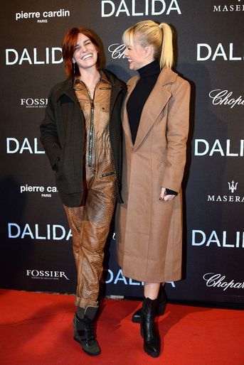 Fauve Hautot et Katrina Patchett à l'Olympia, le 30 novembre 2016.