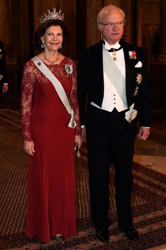 La reine Silvia et le roi Carl XVI Gustaf de Suède à Stockholm, le 11 décembre 2016