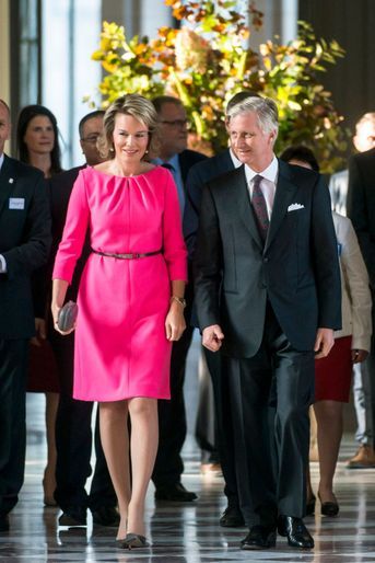 La reine Mathilde et le roi des Belges Philippe dans leur Palais de Laeken à Bruxelles, le 26 octobre 2016