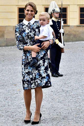 La princesse Madeleine de Suède avec son fils le prince Nicolas à Stockholm, le 9 septembre 2016