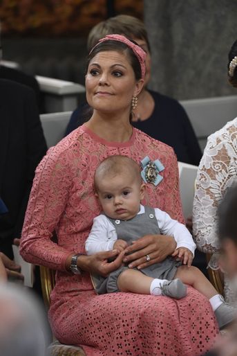 La princesse Victoria de Suède et son fils le prince Oscar à Stockholm, le 9 septembre 2016 