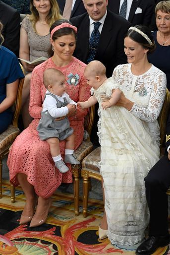 Les princesses Victoria et Sofia de Suède avec leurs fils les princes Oscar et Alexander à Stockholm, le 9 septembre 2016