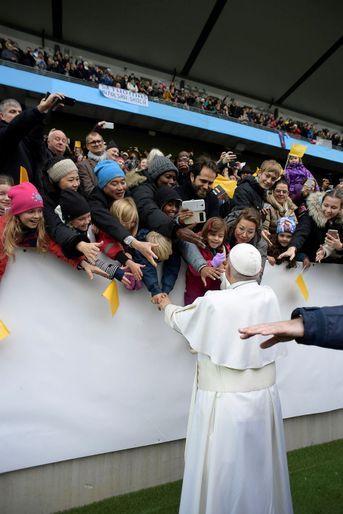 Le pape François a célébré la messe de la Toussaint en Suède, le 1er novembre 2016.