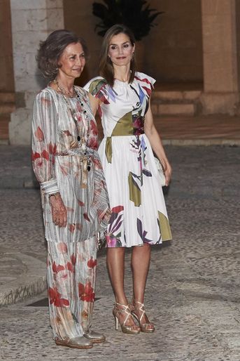 La reine Letizia d'Espagne avec l'ancienne reine Sofia à Palma de Majorque, le 7 août 2016