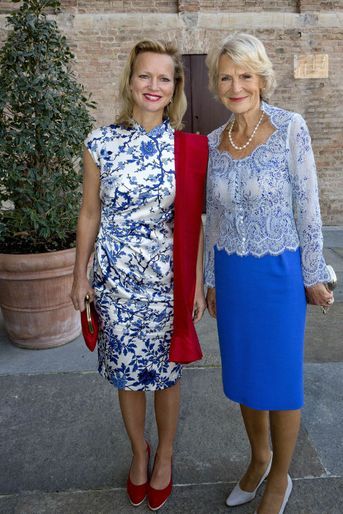 La princesse Carolina de Bourbon de Parme et sa mère la princesse Irene, soeur de l&#039;ex-reine Beatrix des Pays-Bas, à Parme le 25 septembre 2016
