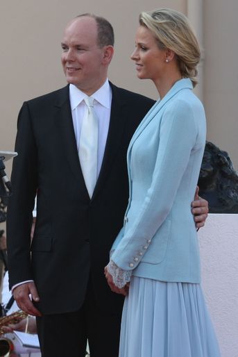 Charlène Wittstock avec le prince Albert II de Monaco, à Monaco le 1er juillet 2011