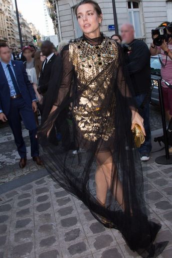 En pleine Fashion week, Charlotte Casiraghi figurait ce mardi 5 juillet au soir au nombre des invités, triés sur le volet, du très chic gala de la Vogue Paris Foundation<br />
.