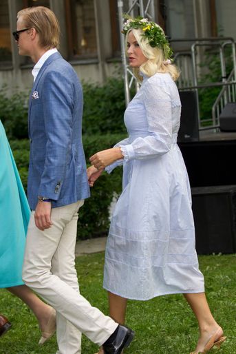 La princesse Mette-Marit de Norvège avec son fils Marius Borg Hoiby à Trondheim, le 23 juin 2016