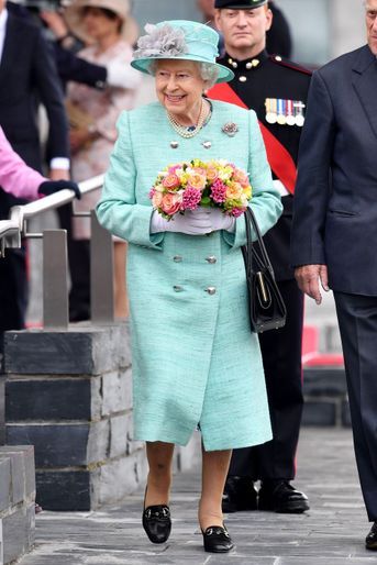La reine Elizabeth II à Cardiff, le 7 juin 2016