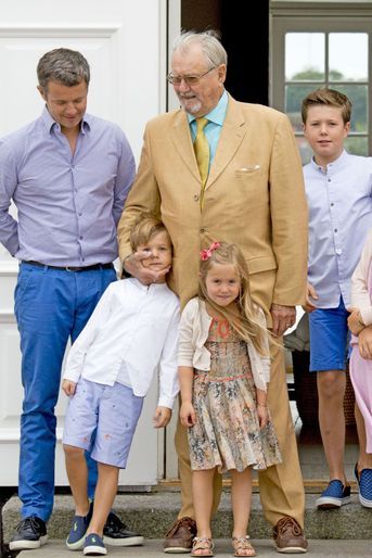 Danemark. La famille royale incomplète pour la photo d'été