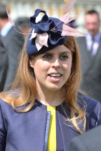 La princesse Beatrice d&#039;York dans les jardins de Buckingham Palace, le 26 mai 2016