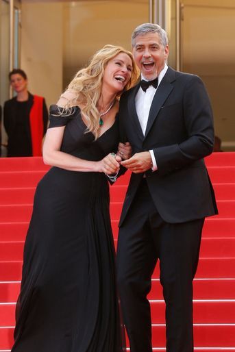 Julia Roberts avec son ami George Clooney au Festival de Cannes, le 12 mai 2016.