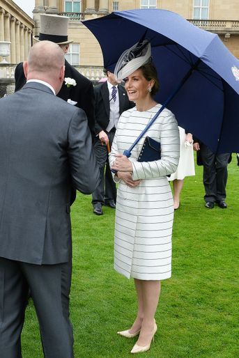 La comtesse Sophie de Wessex dans les jardins de Buckingham Palace, le 10 mai 2016