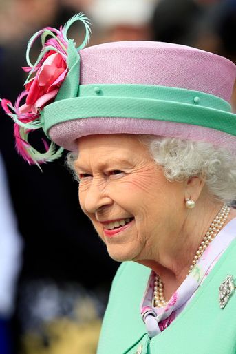 La reine Elizabeth II à Buckingham Palace à Londres, le 19 mai 2016