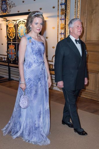 La reine Mathilde de Belgique avec le prince Alexandre de Serbie à Stockholm, le 30 avril 2016