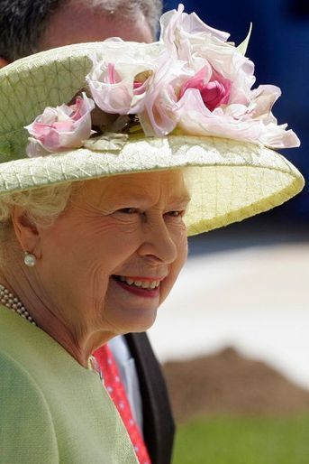 La reine Elizabeth II, le 8 mai 2007