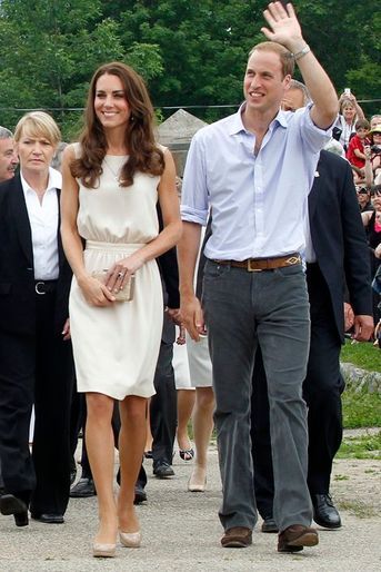 La duchesse Catherine de Cambridge en Joseph, le 3 juillet 2011