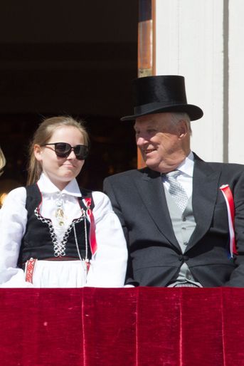 La princesse Ingrid Alexandra et le roi Harald V de Norvège à Oslo, le 17 mai 2016