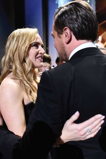 Leonardo DiCaprio et Kate Winslet, après la récompense de l&#039;acteur pour son rôle dans &quot;The Revenant&quot;