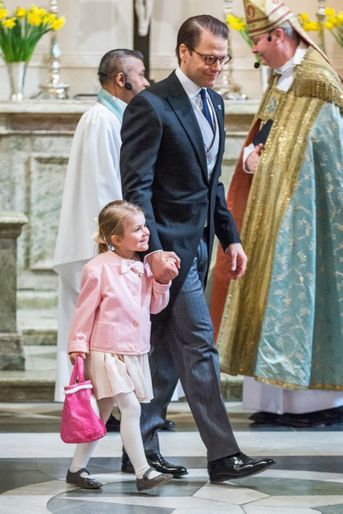 La princesse Estelle et le prince Daniel, lors de la cérémonie en la chapelle royale