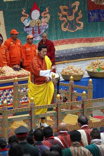 Le roi du Bhoutan au dzong de Punakha, le 16 avril 2016