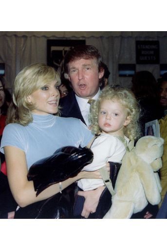 Donald Trump, sa femme Marla Maples et leur fille Tiffany en novembre 1995
