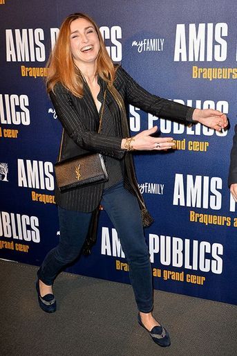 Julie Gayet à Paris le 1er février 2016