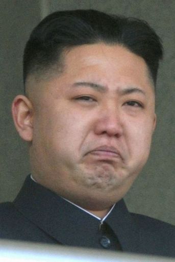 Kim Jong-un pleure lors des hommages rendus à son père Kim Jong-il, en décembre 2011