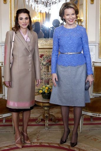 La reine Mathilde de Belgique, avec la reine Rania de Jordanie, le 12 janvier 2016
