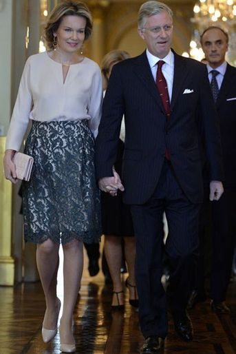La reine Mathilde de Belgique, avec le roi Philippe, le 28 janvier 2016