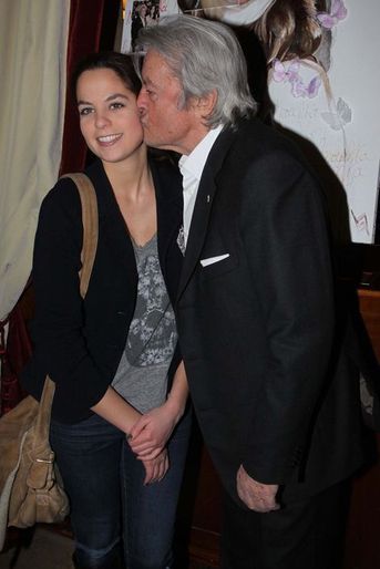 Alain avec sa fille Anouchka au Fouquet's, 2012