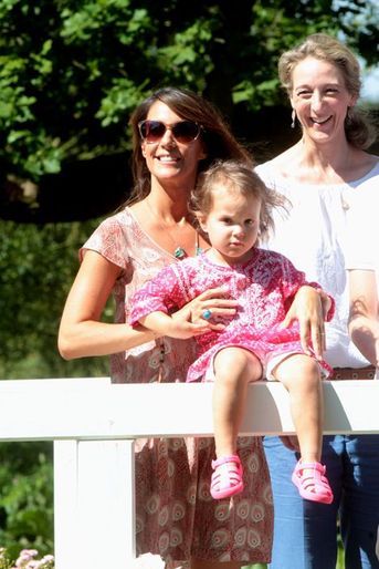 Athena avec la princesse Marie et la princesse Alexandra, le 24 juillet 2014