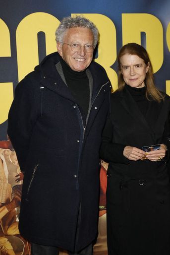 Nelson Monfort et sa femme Dominique à l&#039;avant-première du film «En Corps», à Paris, le 16 mars 2022.