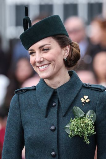 Kate Middleton radieuse à Aldershot, le 17 mars 2022