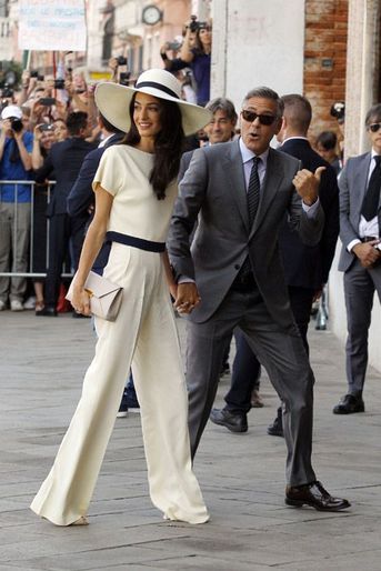 Amal Alamuddin en Stella McCartney lors de son mariage à Venise avec George Clooney, le 29 septembre 2014