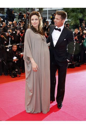 Brad Pitt et Angelina Jolie lors de la montée des marches du film «L&#039;Échange» au Festival de Cannes le 20 mai 2008