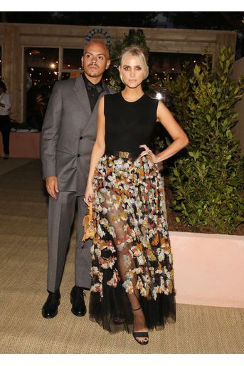Evan Ross et Ashlee Simpson à la soirée organisée par Dior et «Vogue» au restaurant Fred l'écailler lors du 72e Festival de Cannes le 15 mai 2019
