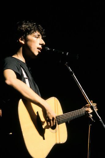 Patrick Bruel en concert à l'Olympia en mai 1987 