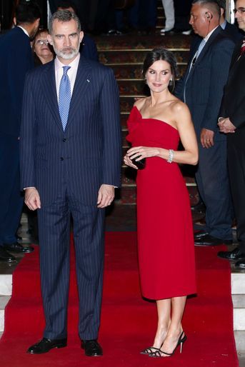 La reine Letizia, en Roberto Terretta, et le roi Felipe VI d&#039;Espagne à Buenos Aires, le 26 mars 2019