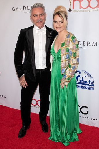 Brandon Liberati et Taryn Manning lors de la cérémonie des «Hollywood Beauty Awards», à Los Angeles, le 19 mars 2022.