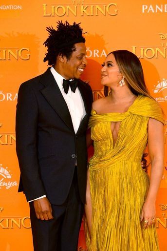 Beyoncé et Jay-Z se sont dit "oui" en avril 2008 dans l'appartement new-yorkais du rappeur. Une cérémonie intime dont ils n'ont dévoilé les images que des années après. 