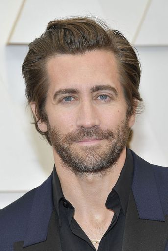 Jake Gyllenhaal apparaît dans le tout nouveau film d&#039;action de Michael Bay «Ambulance» aux côtés de Eiza González et Yahya Abdul-Mateen II. 
