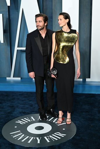 Jake Gyllenhaal et sa compagne Jeanne Cadieu lors de la soirée Vanity Fair, à Los Angeles, le 27 mars 2022.